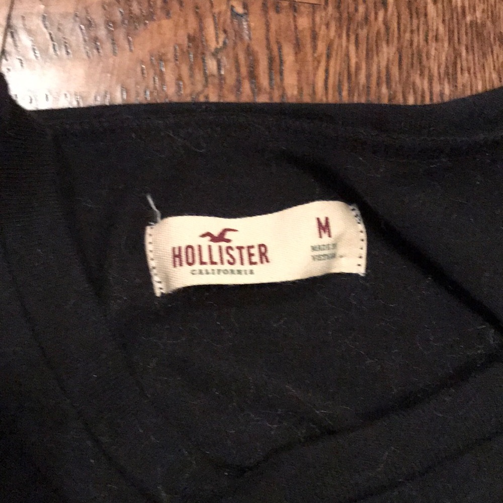 Tops - Picture 3 of 7